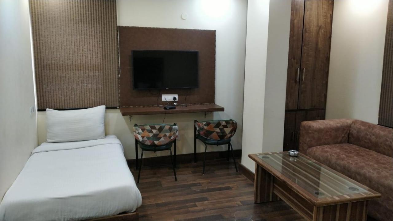 Hotel Singh Continetal Delhi  Esterno foto