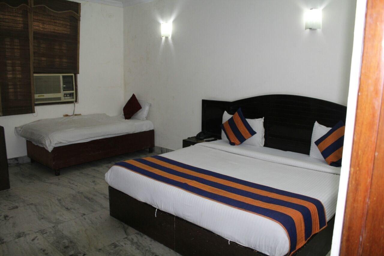 Hotel Singh Continetal Delhi  Esterno foto