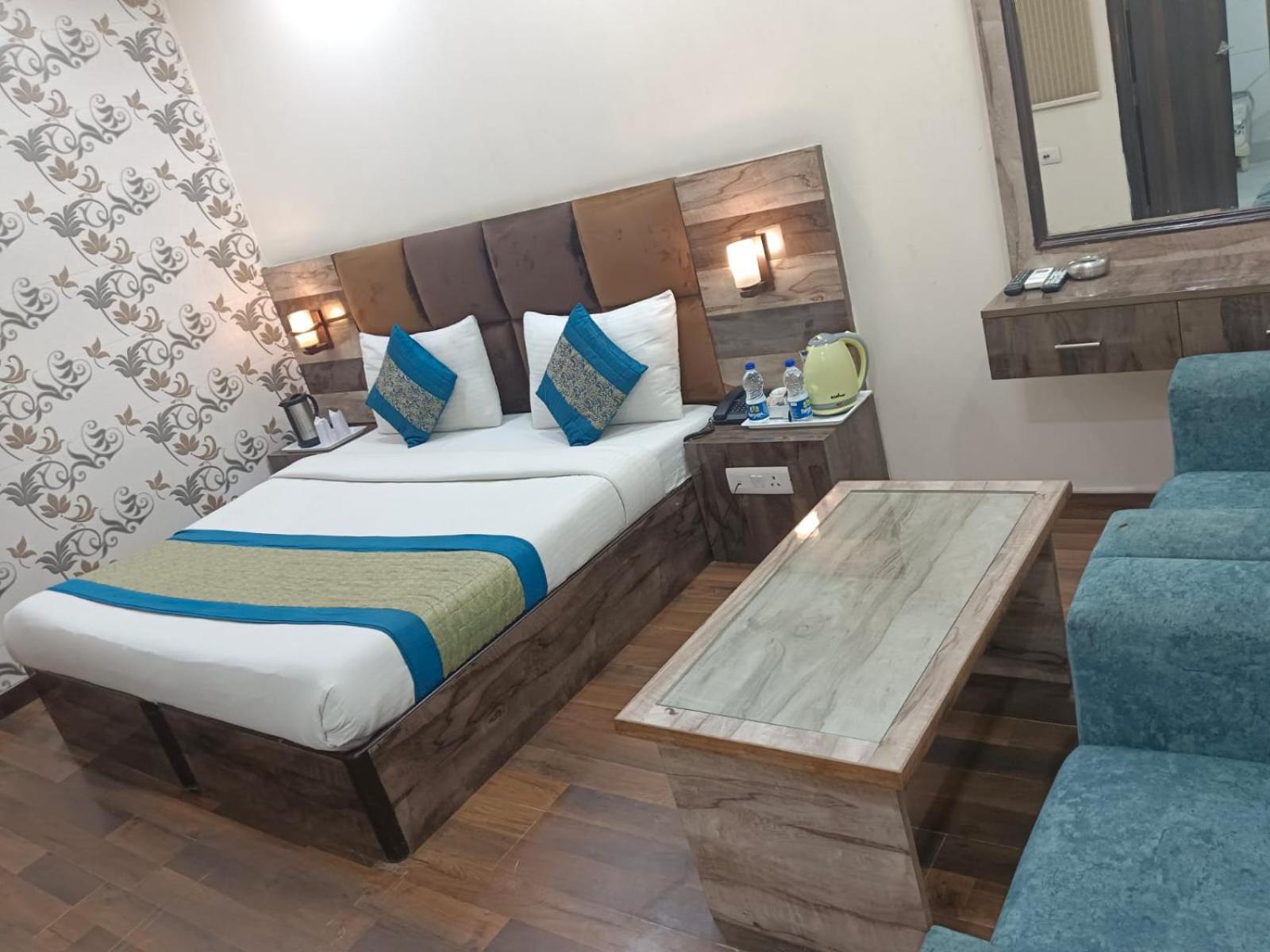 Hotel Singh Continetal Delhi  Esterno foto